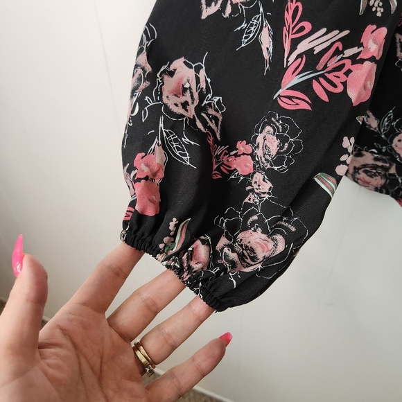 Hayden Los Angeles Floral Foliage Print Twist Front Peplum Top Long Sleeve Small - Picture 9 of 11